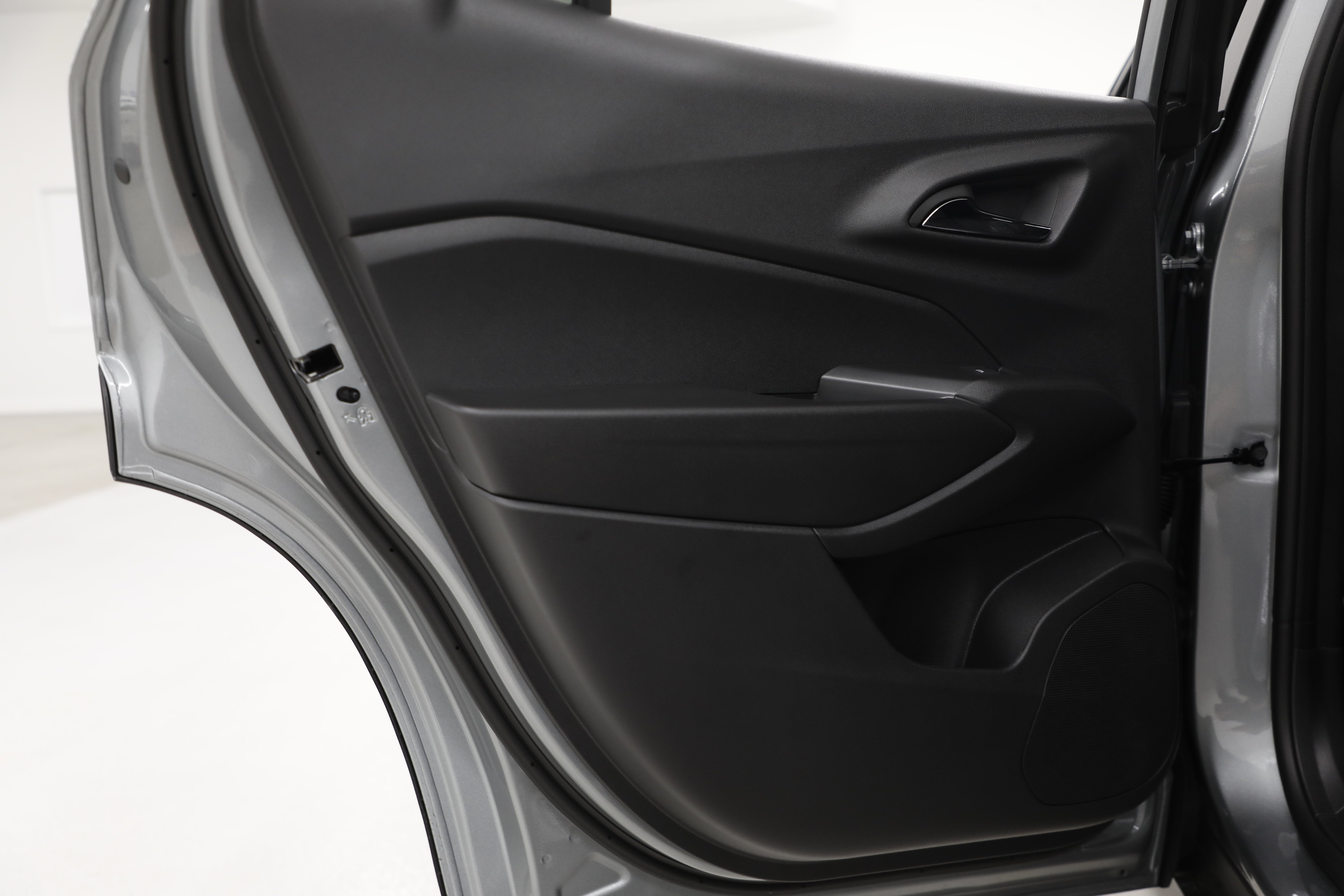 2026 Chevrolet Trax RS - Photo 36