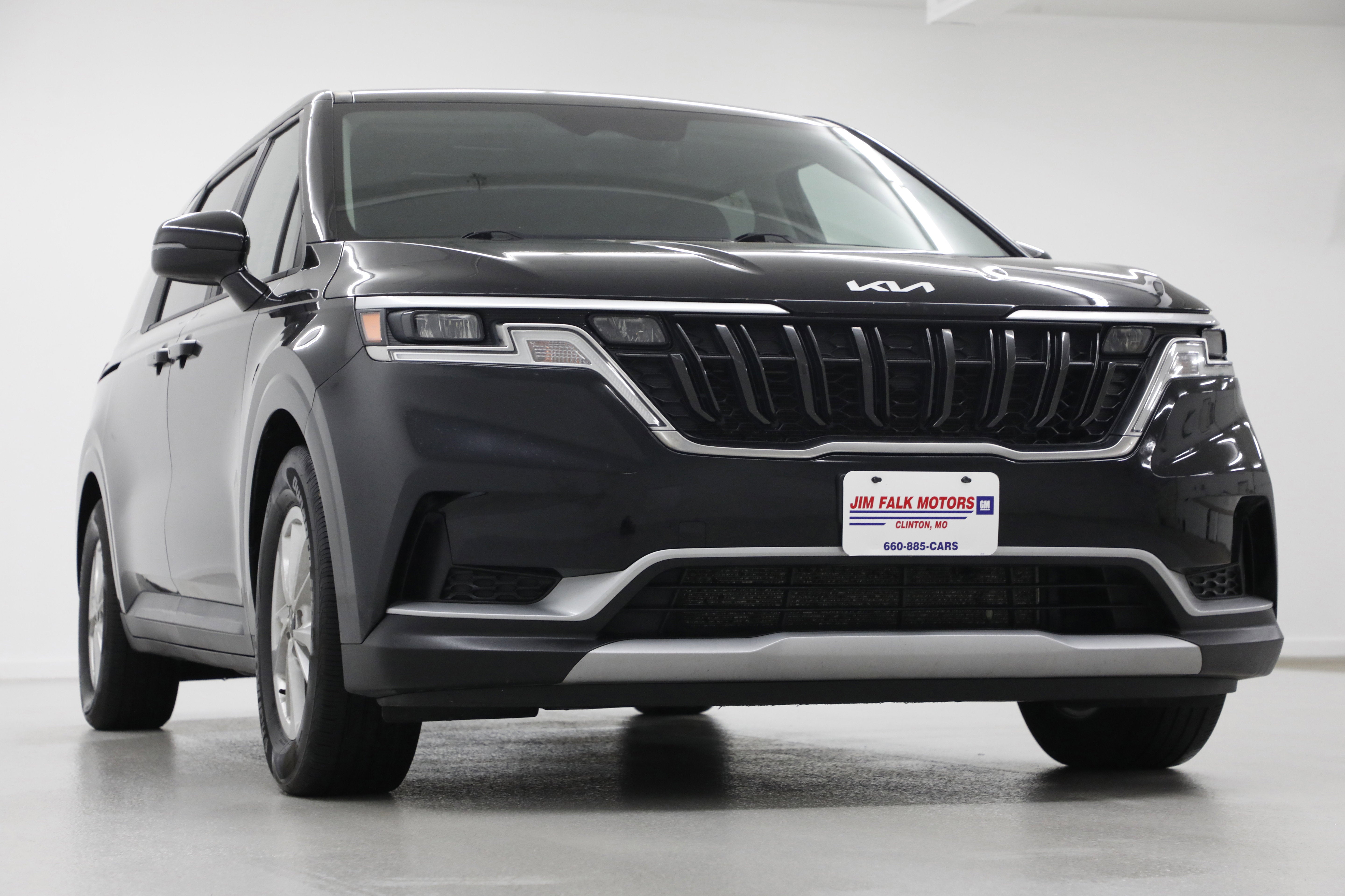 2024 Kia Carnival LX