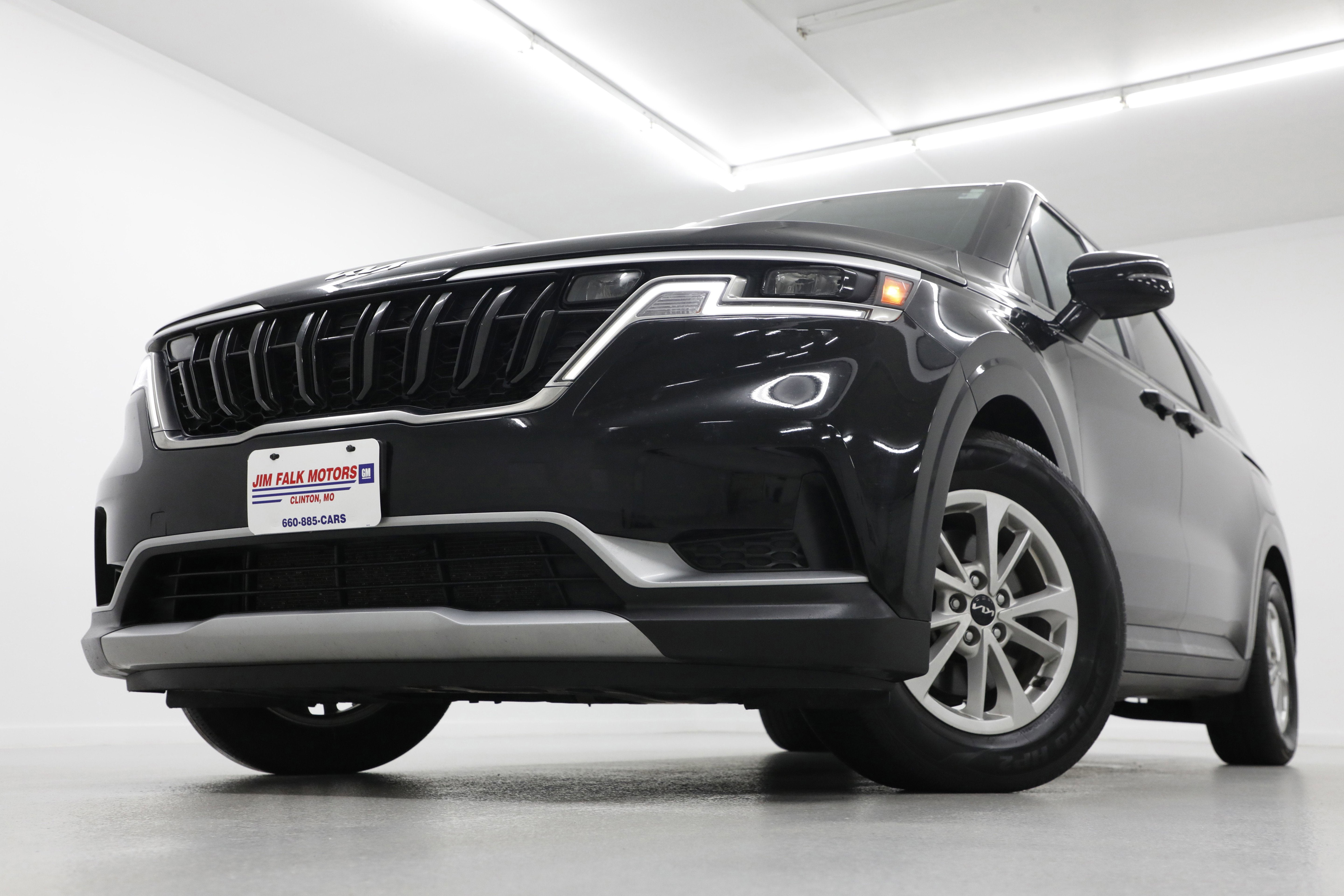 2024 Kia Carnival LX