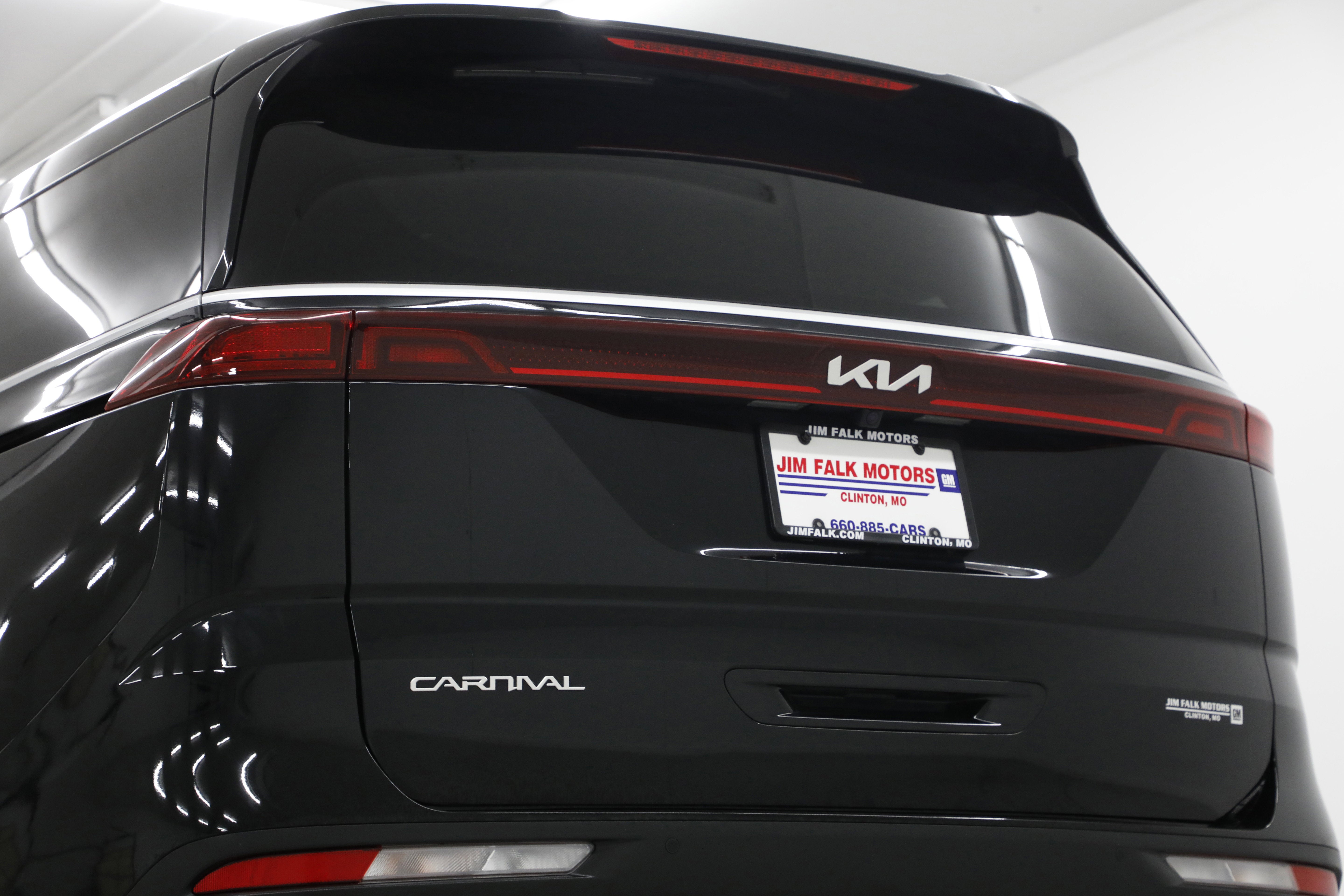 2024 Kia Carnival LX