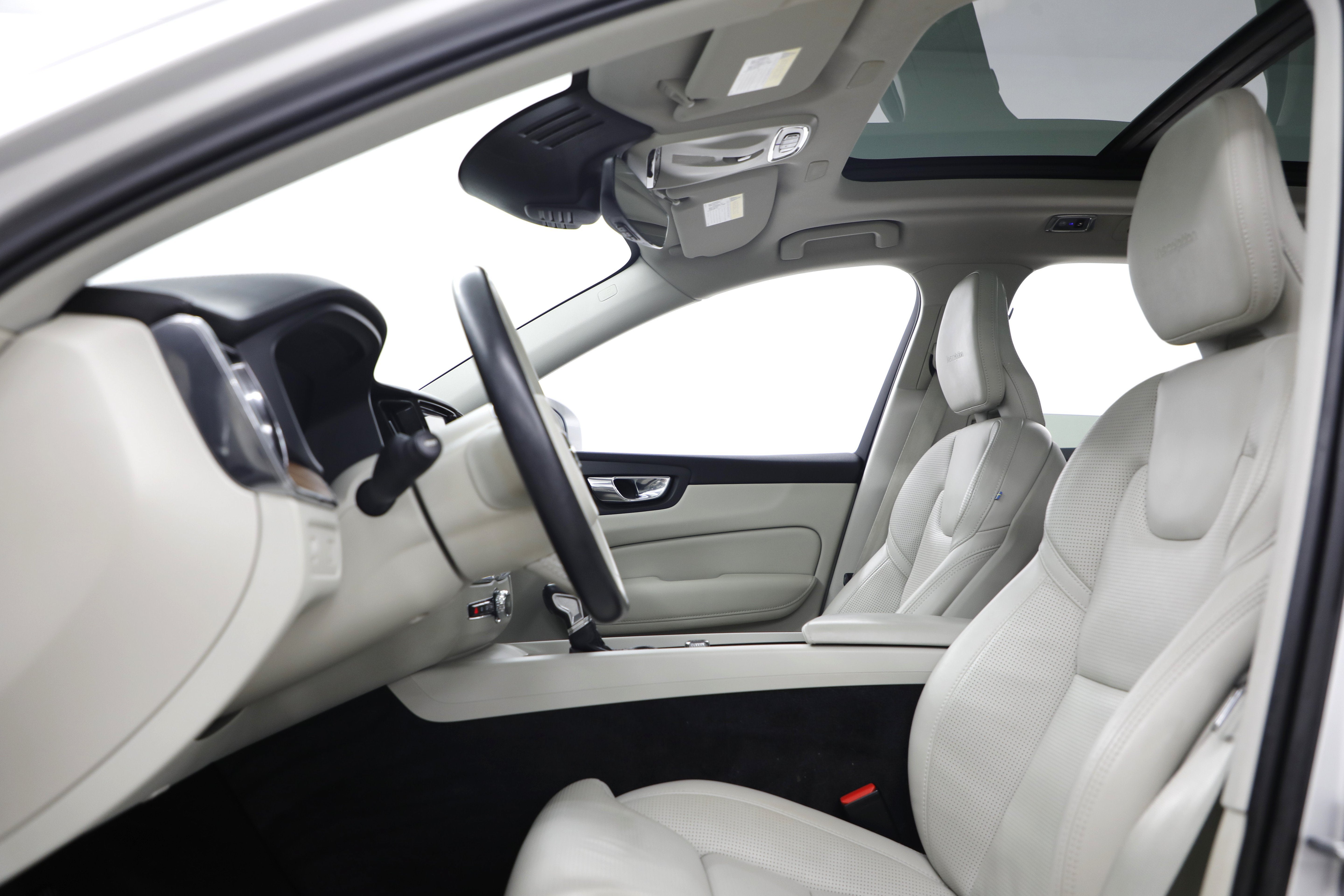 2019 Volvo XC60 Inscription
