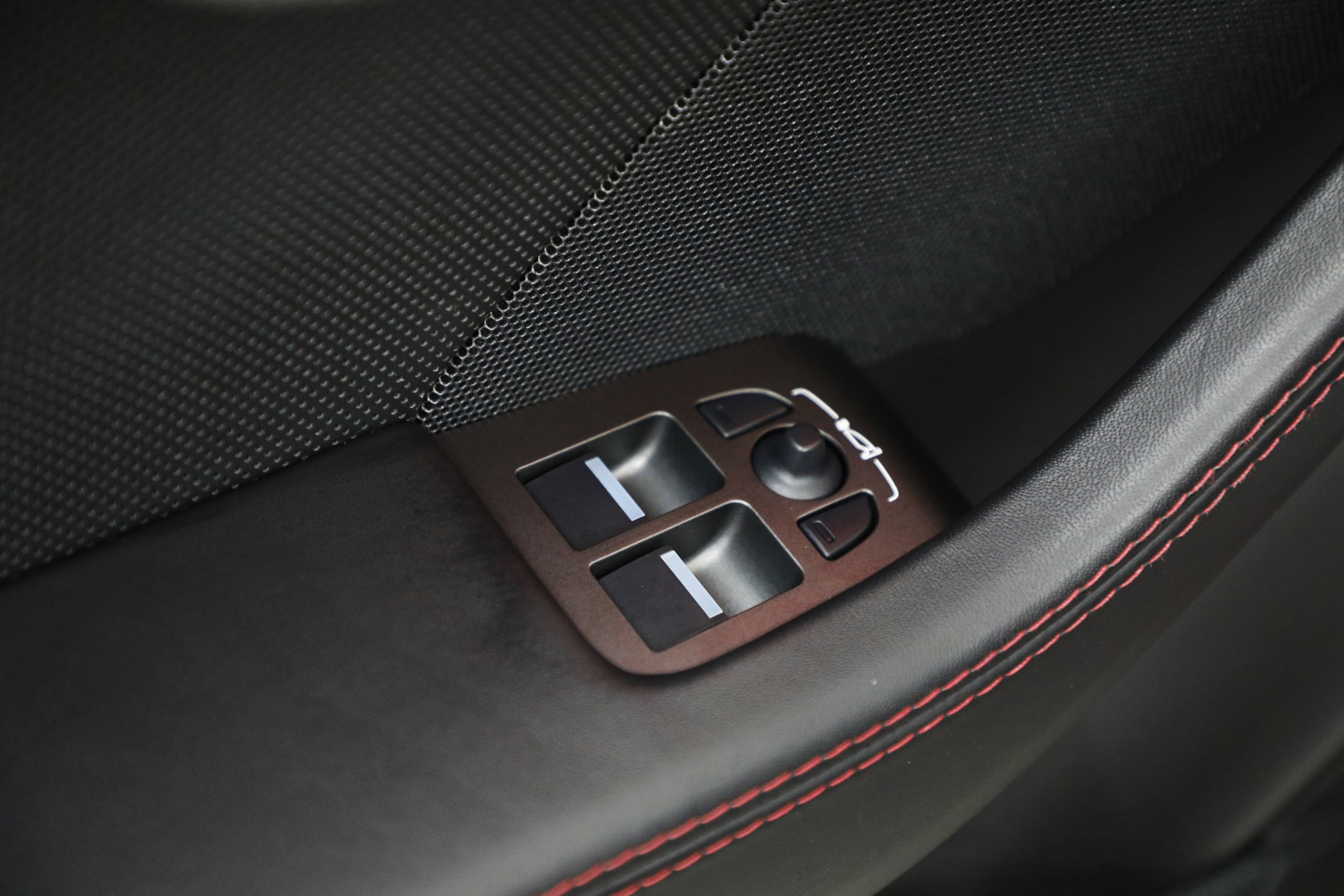 2021 Jaguar F-TYPE R