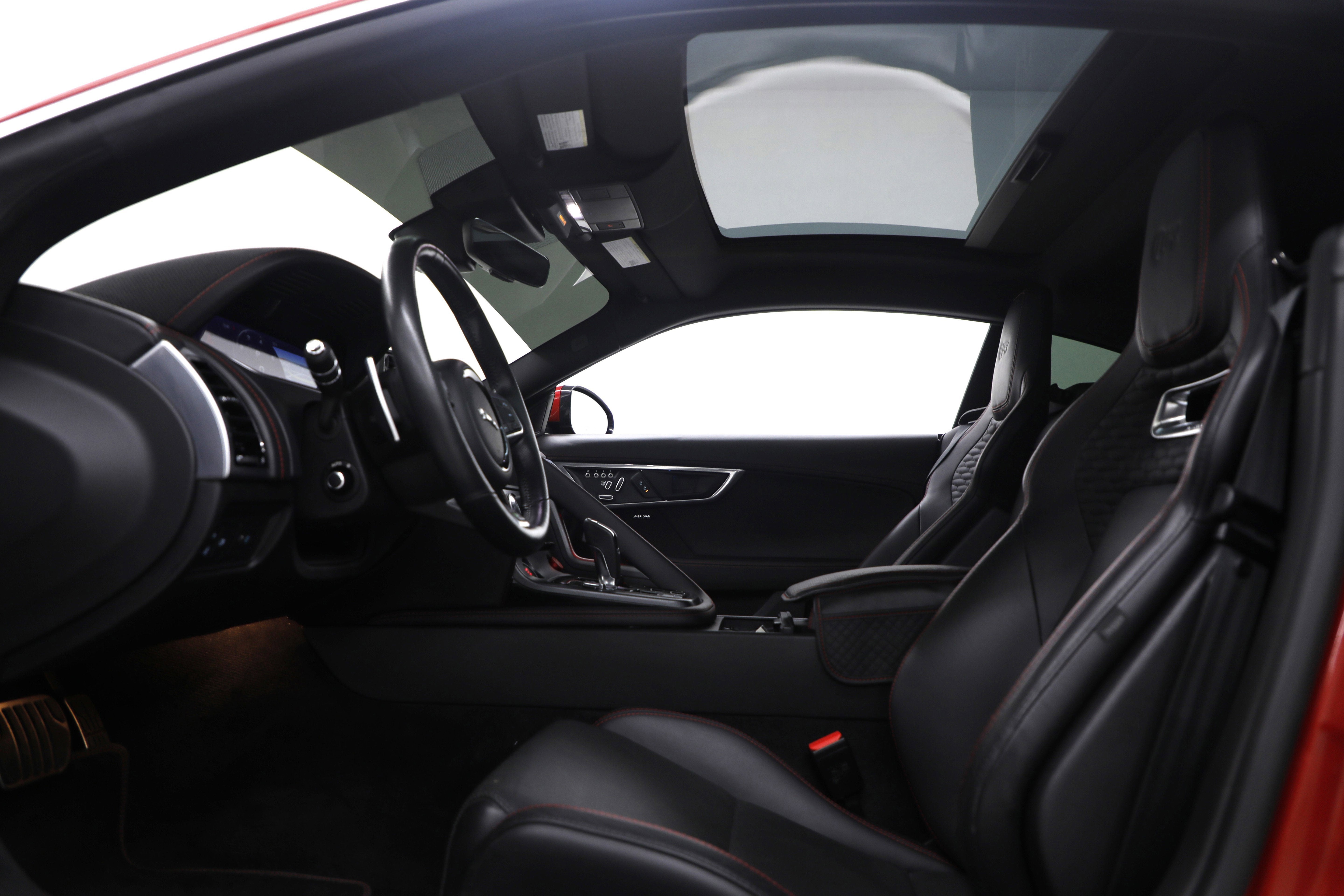 2021 Jaguar F-TYPE R