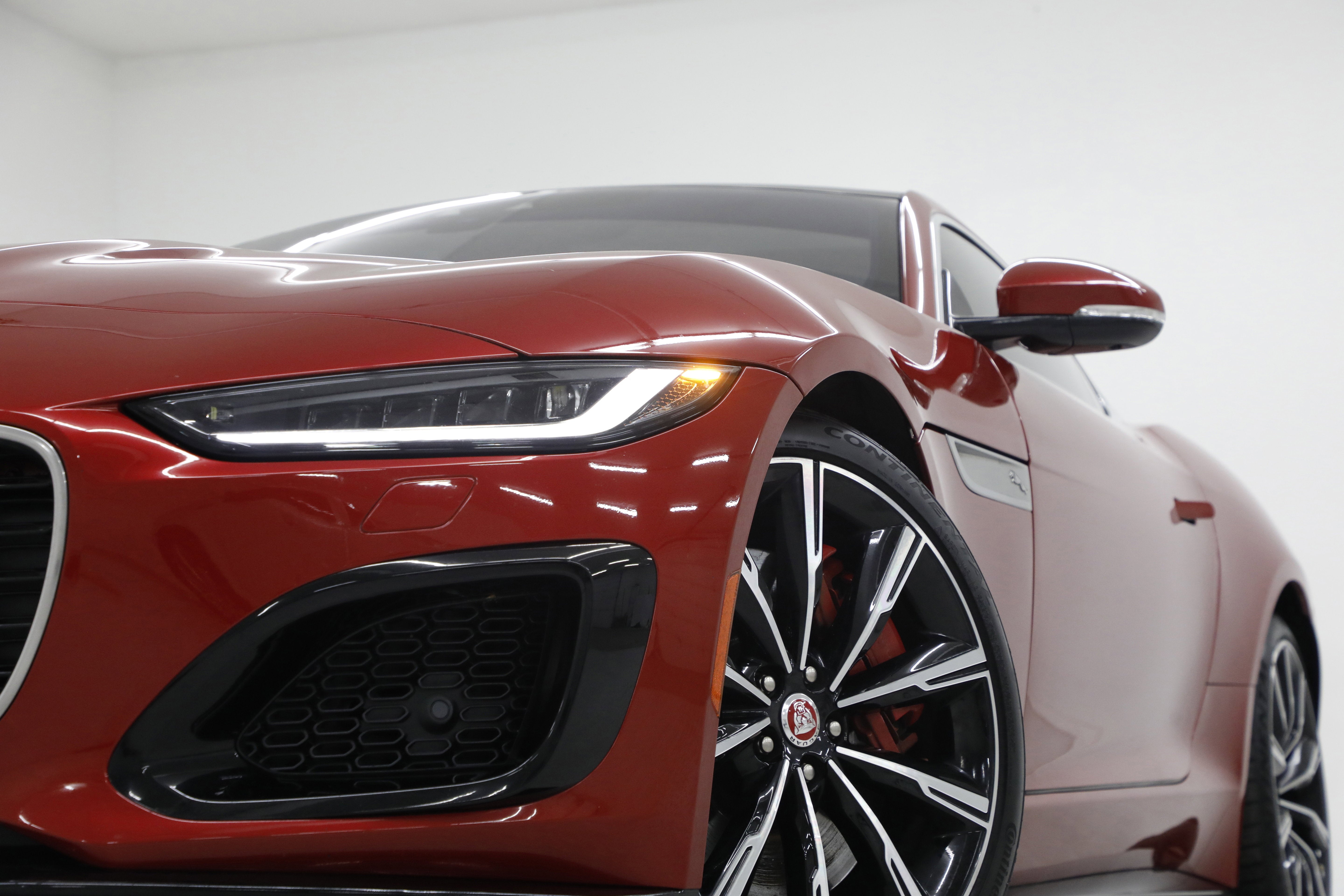 2021 Jaguar F-TYPE R