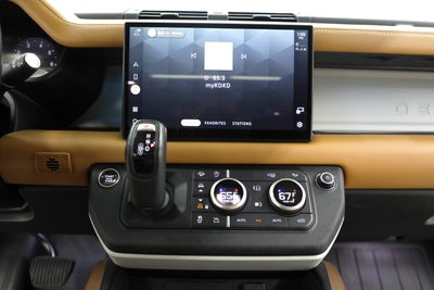 2023 Land Rover Defender First Edition
