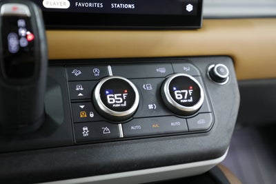 2023 Land Rover Defender First Edition