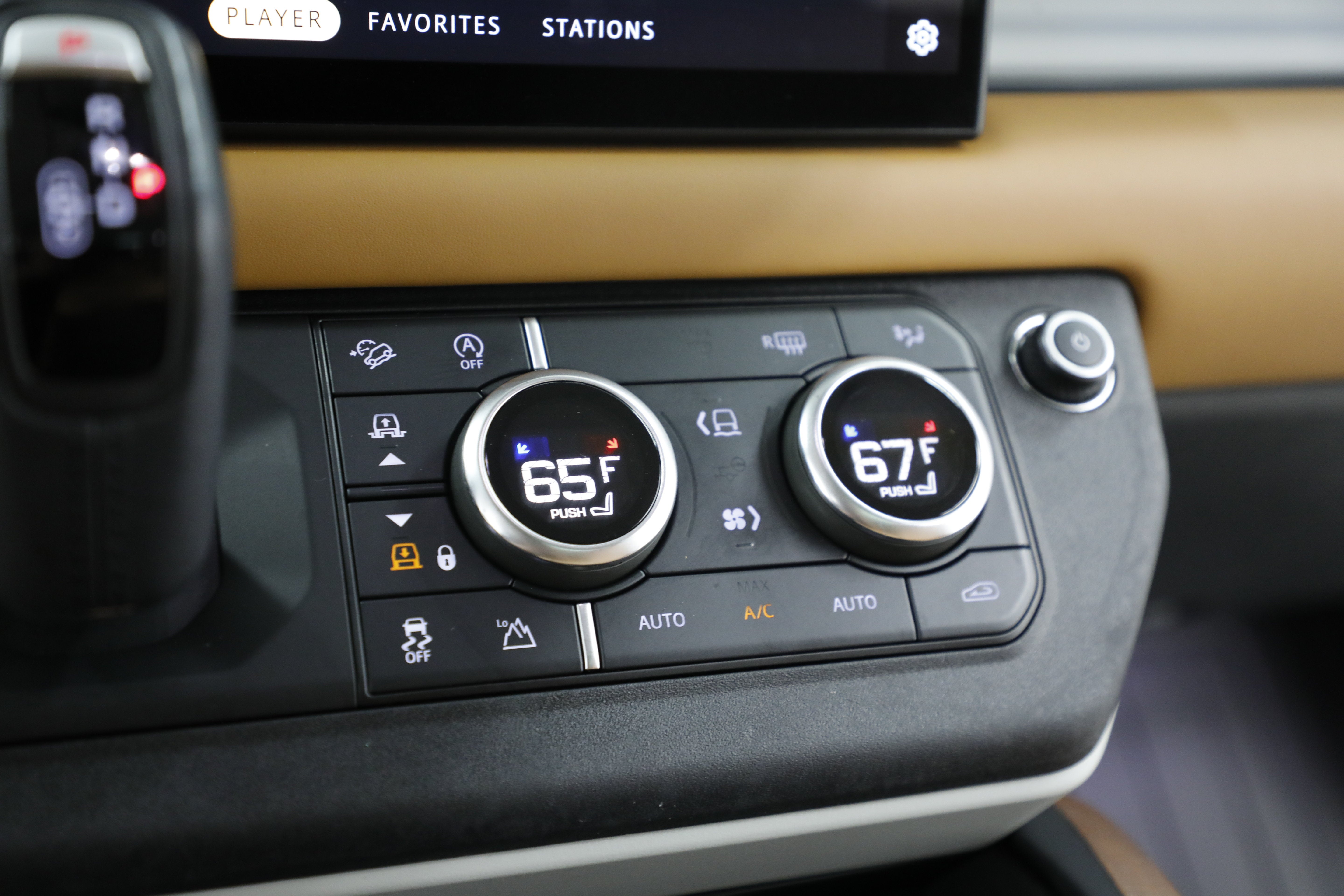 2023 Land Rover Defender First Edition