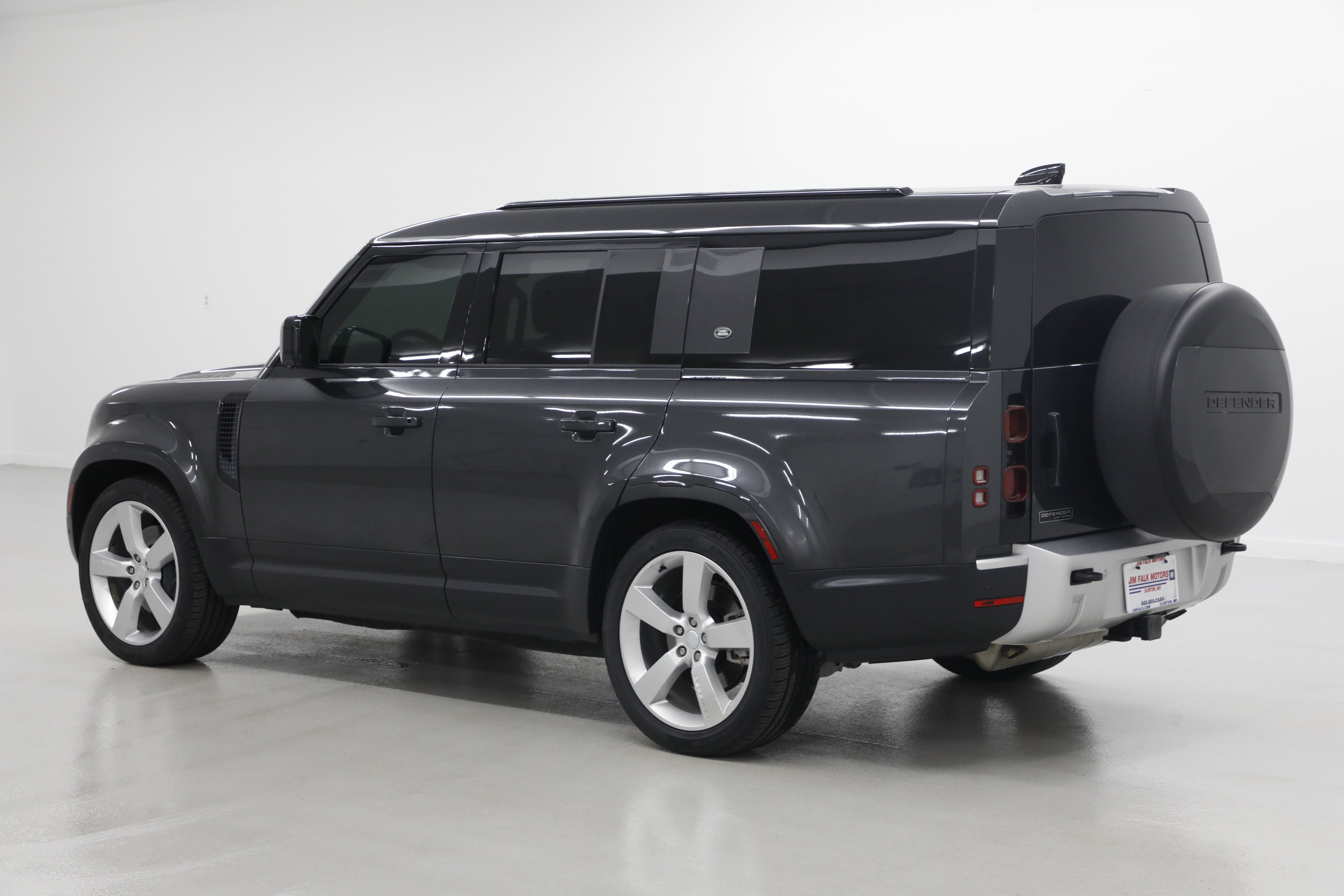 2023 Land Rover Defender First Edition