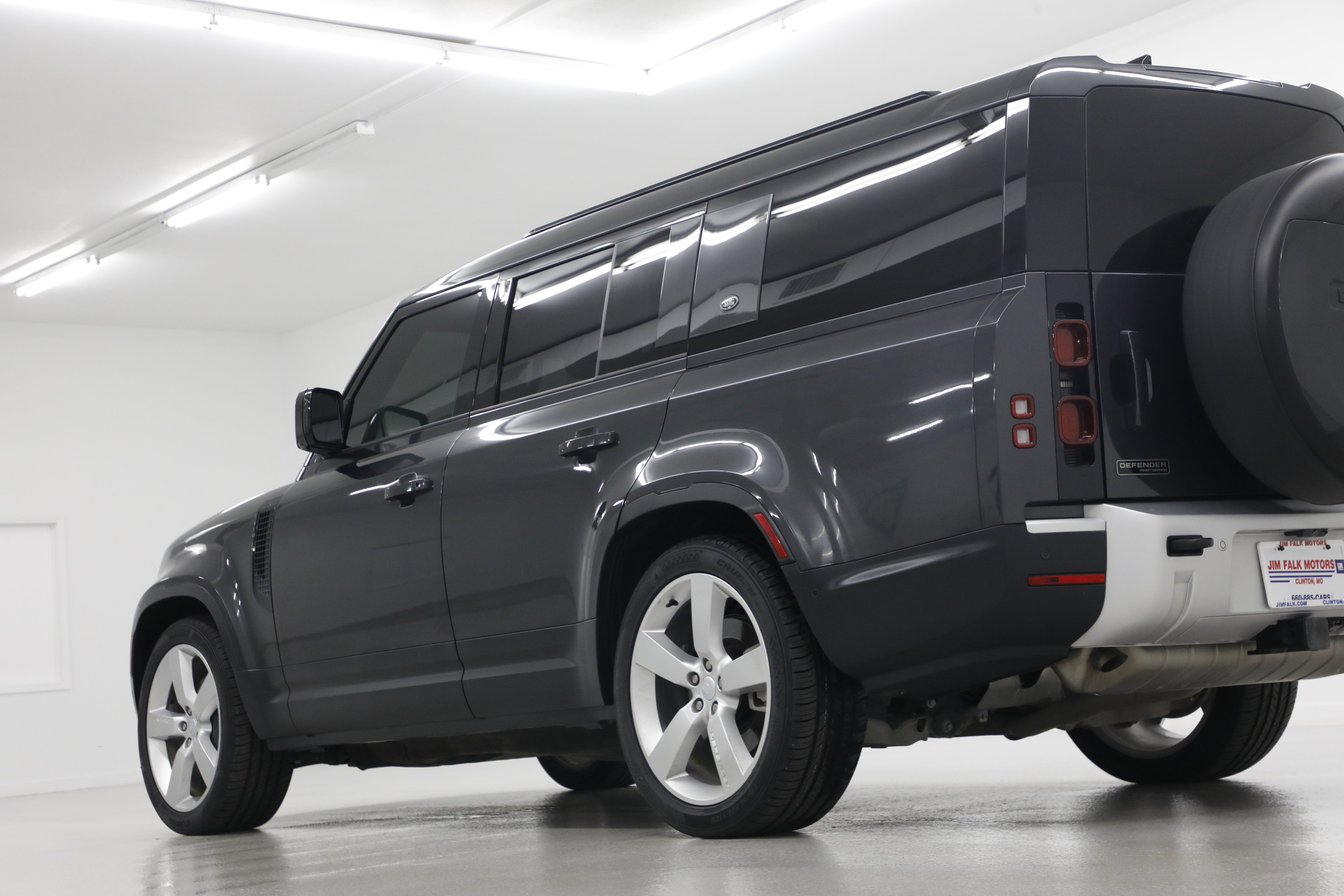2023 Land Rover Defender First Edition
