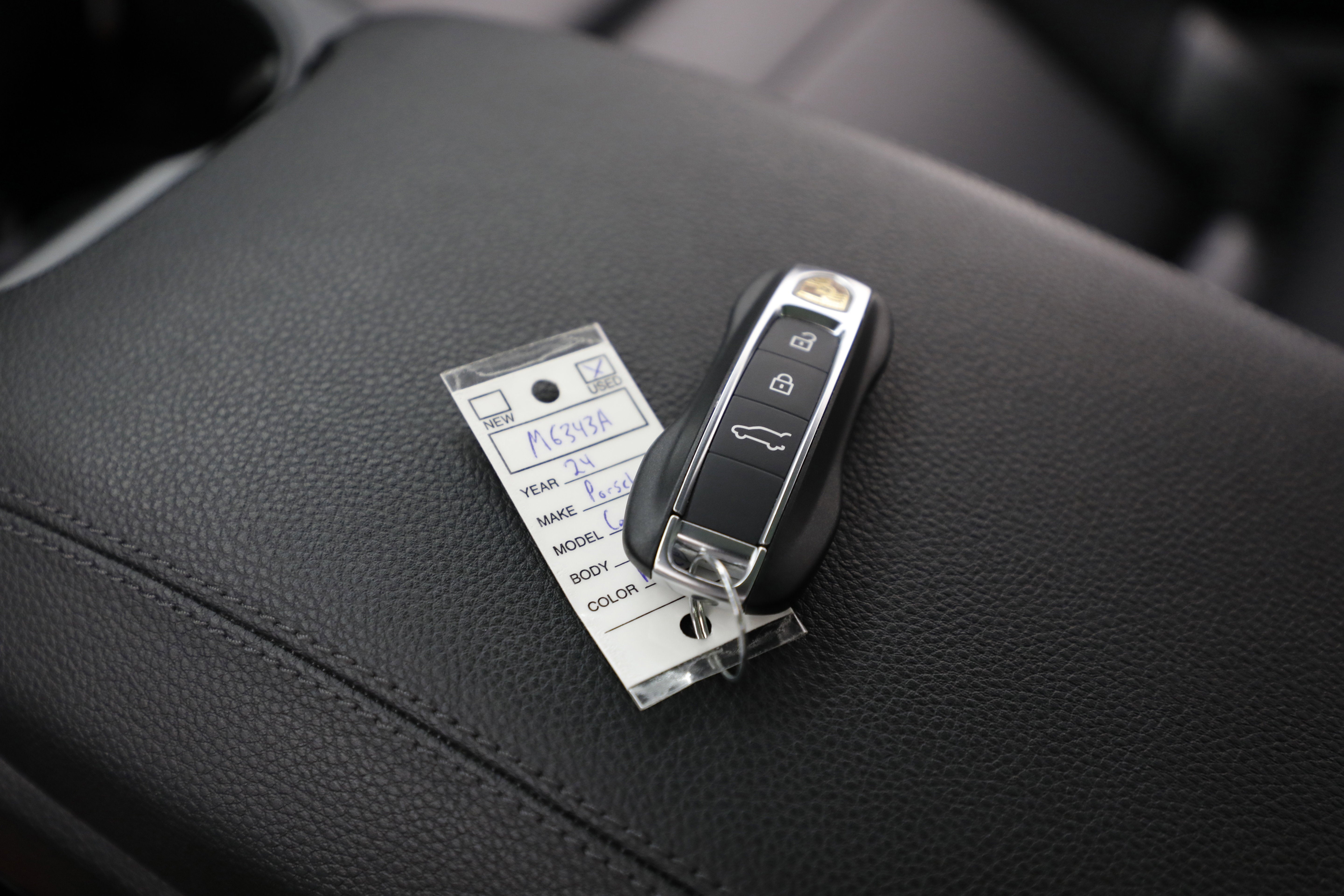 2024 Porsche Cayenne NA