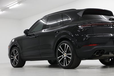 2024 Porsche Cayenne NA