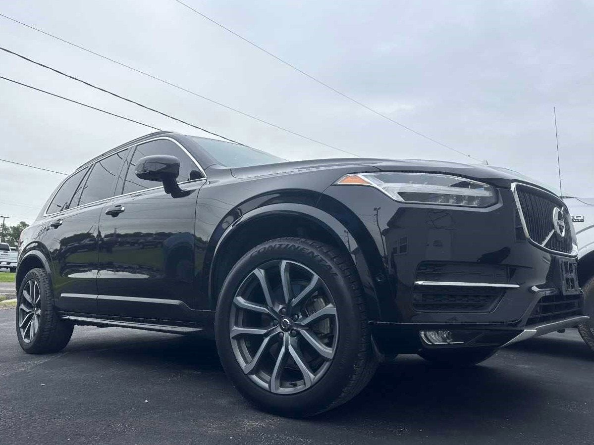 2019 Volvo XC90 T6 Momentum AWD's photo