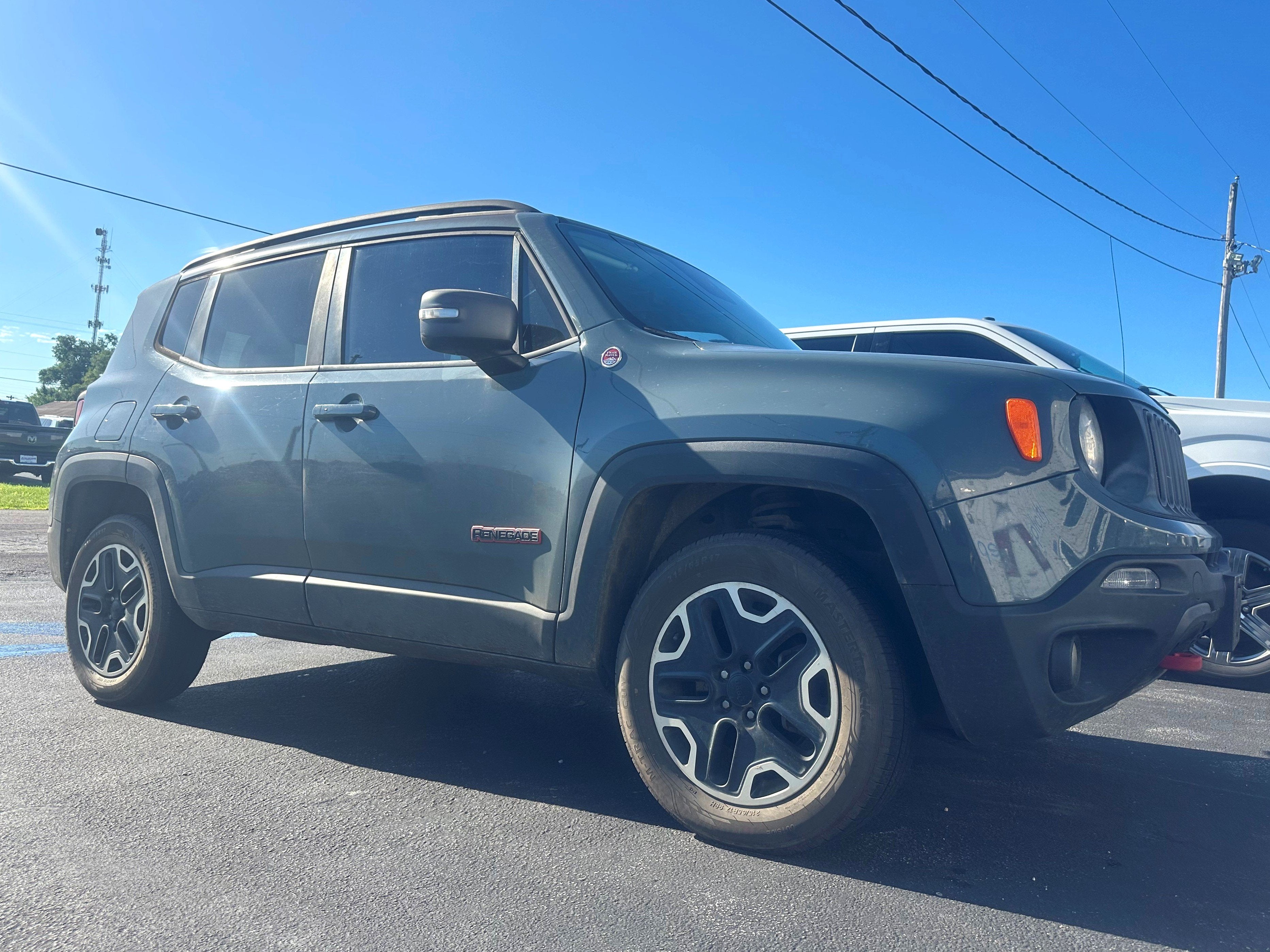 2016 Jeep Renegade Trailhawk