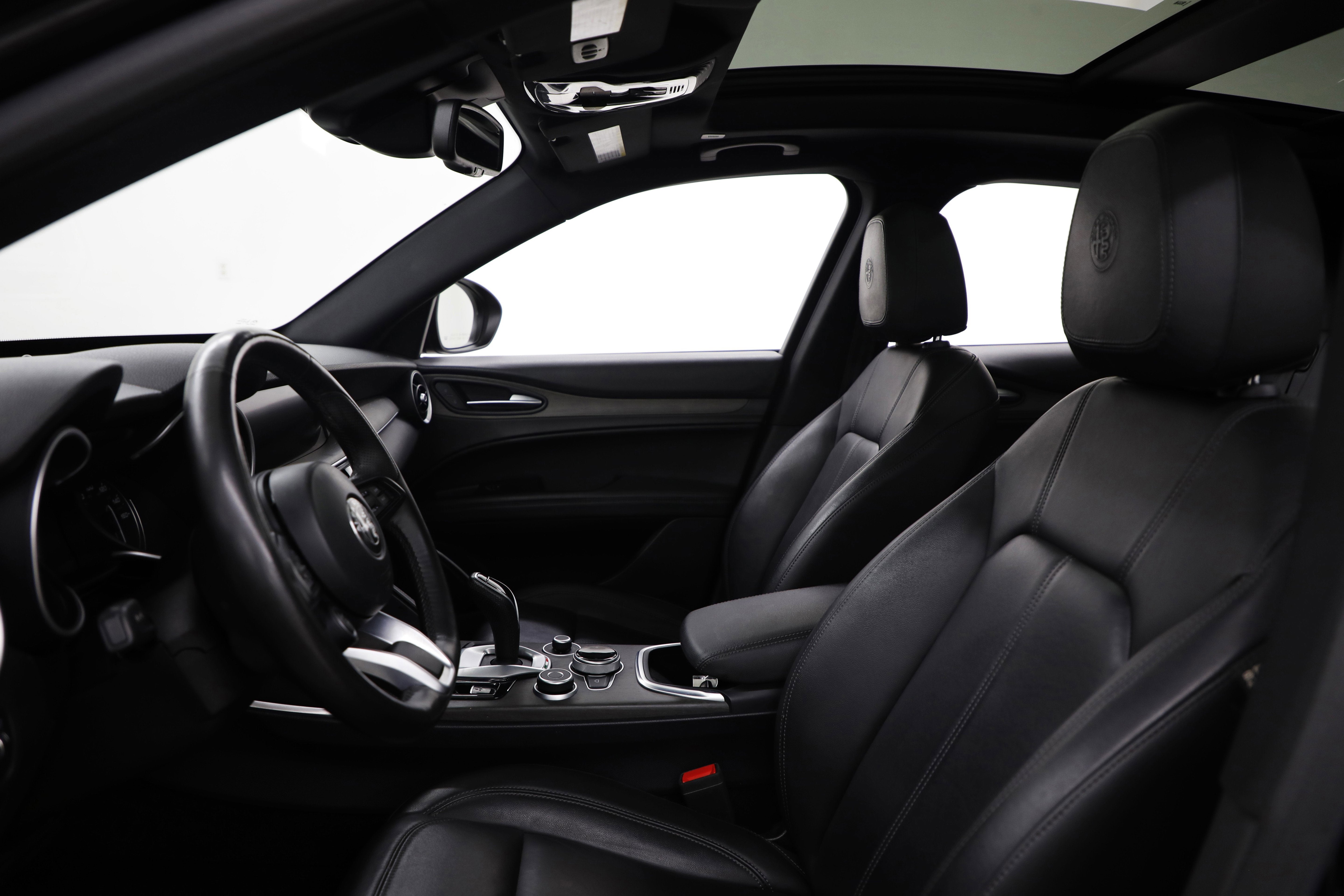 2022 Alfa Romeo Stelvio Ti