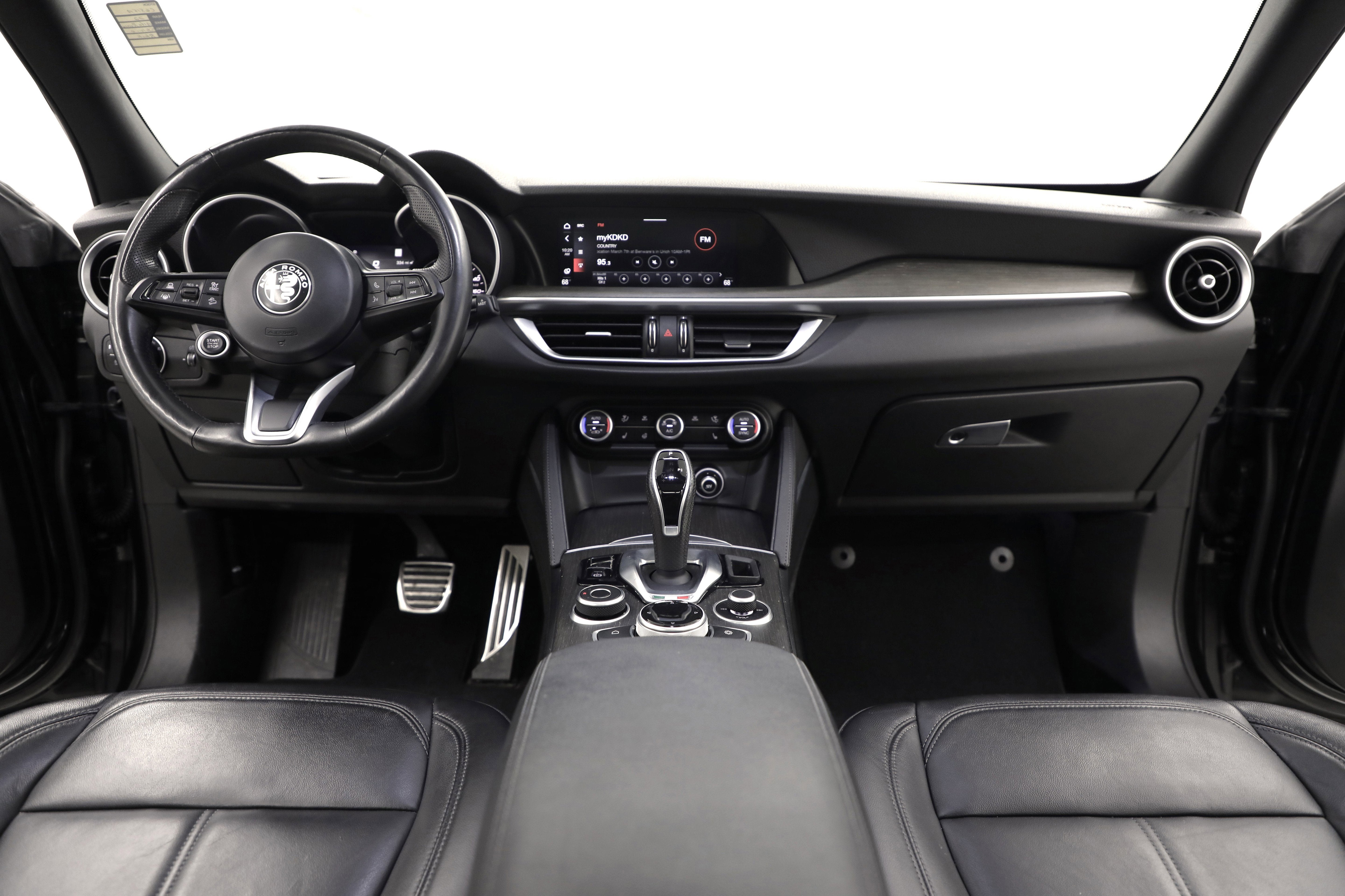 2022 Alfa Romeo Stelvio Ti