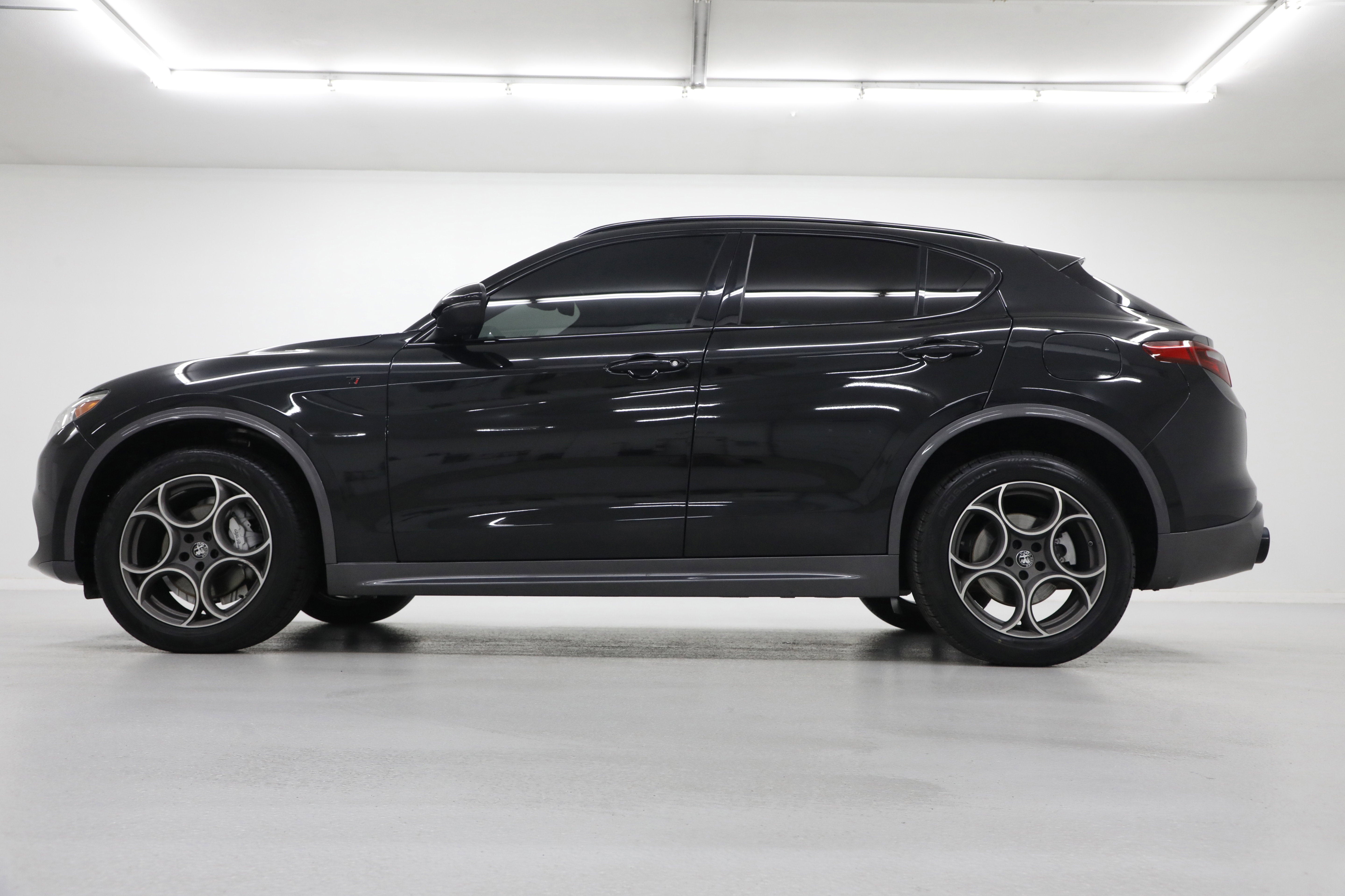 2022 Alfa Romeo Stelvio Ti