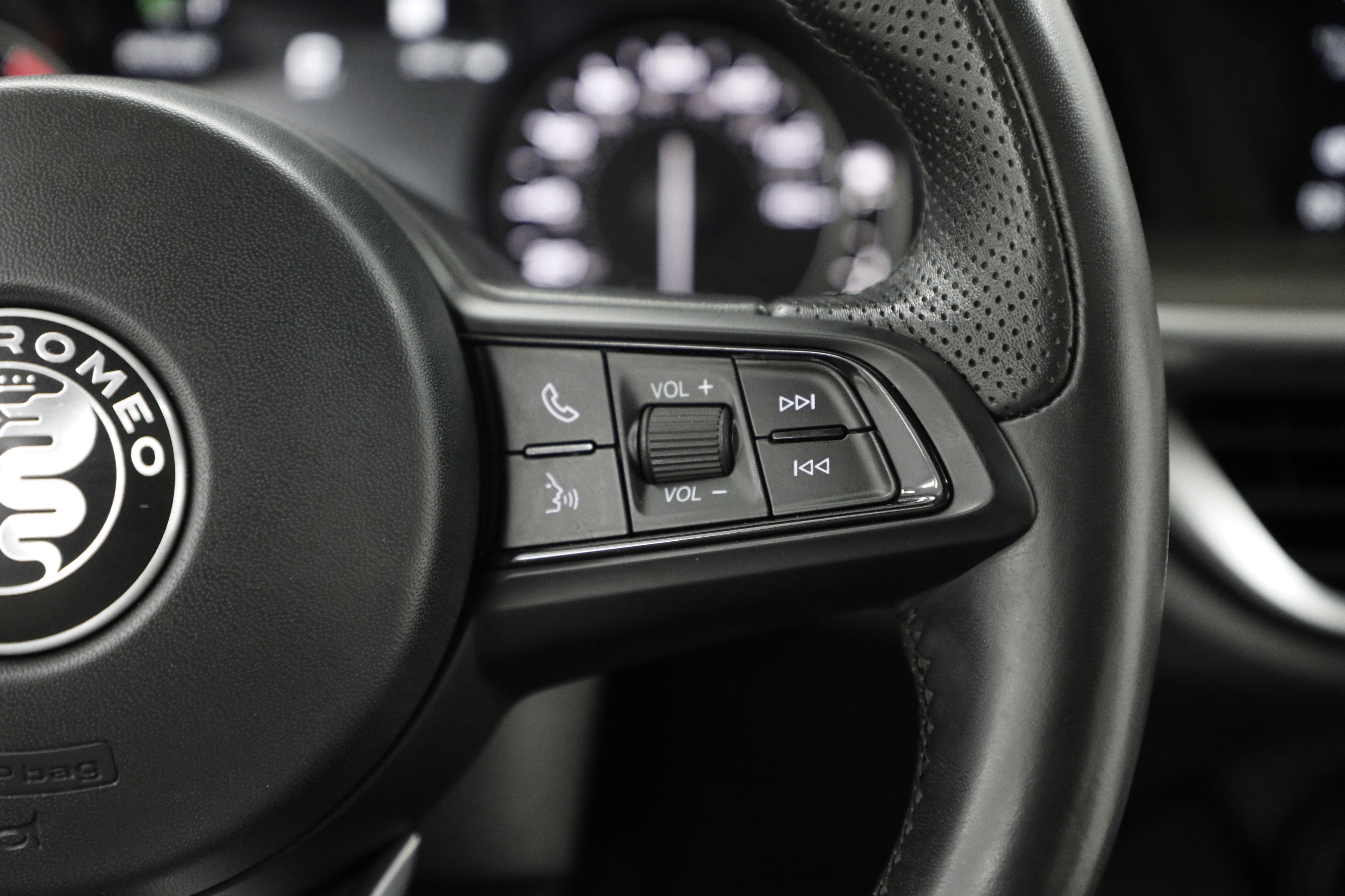 2022 Alfa Romeo Stelvio Ti