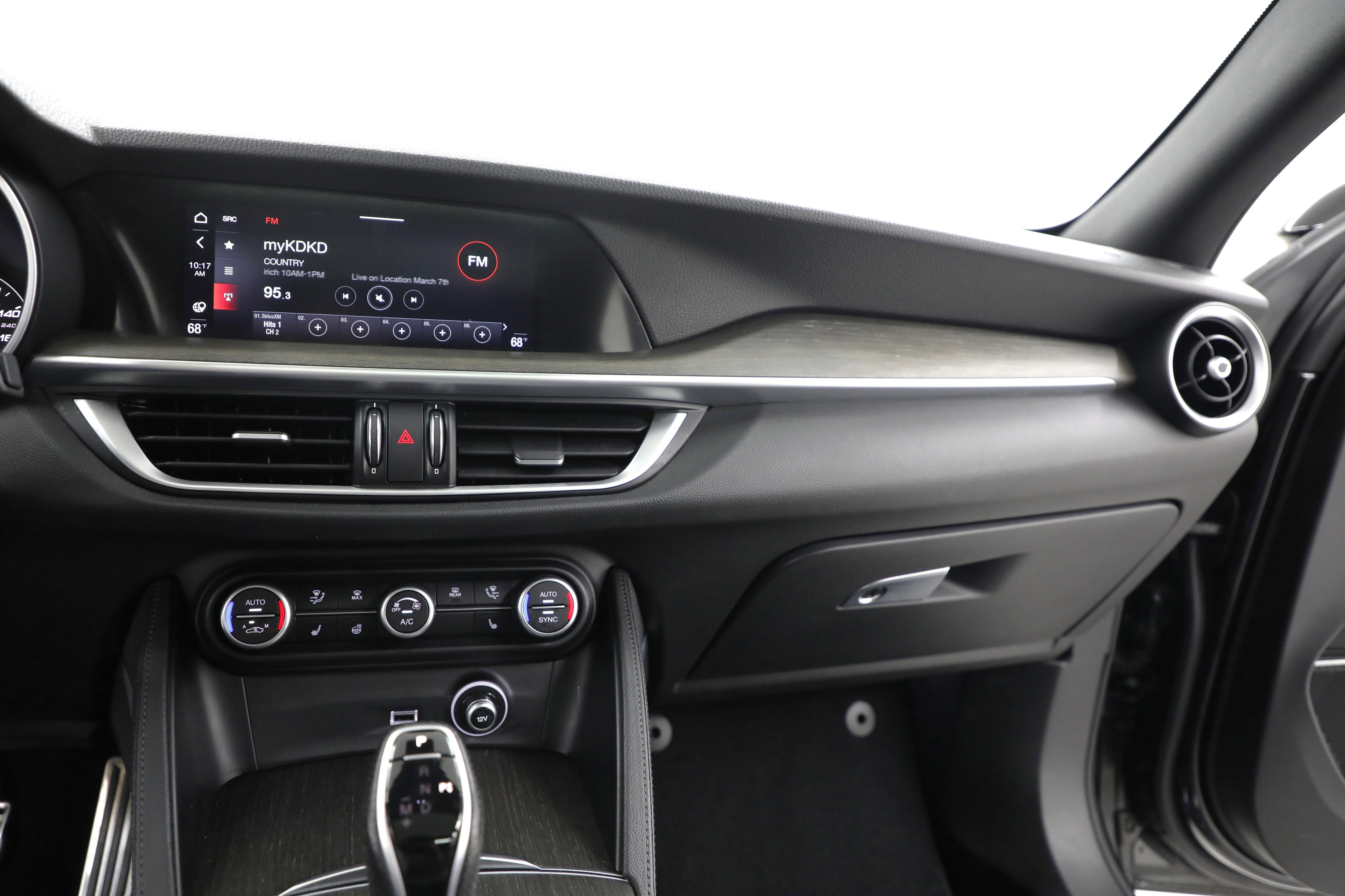 2022 Alfa Romeo Stelvio Ti