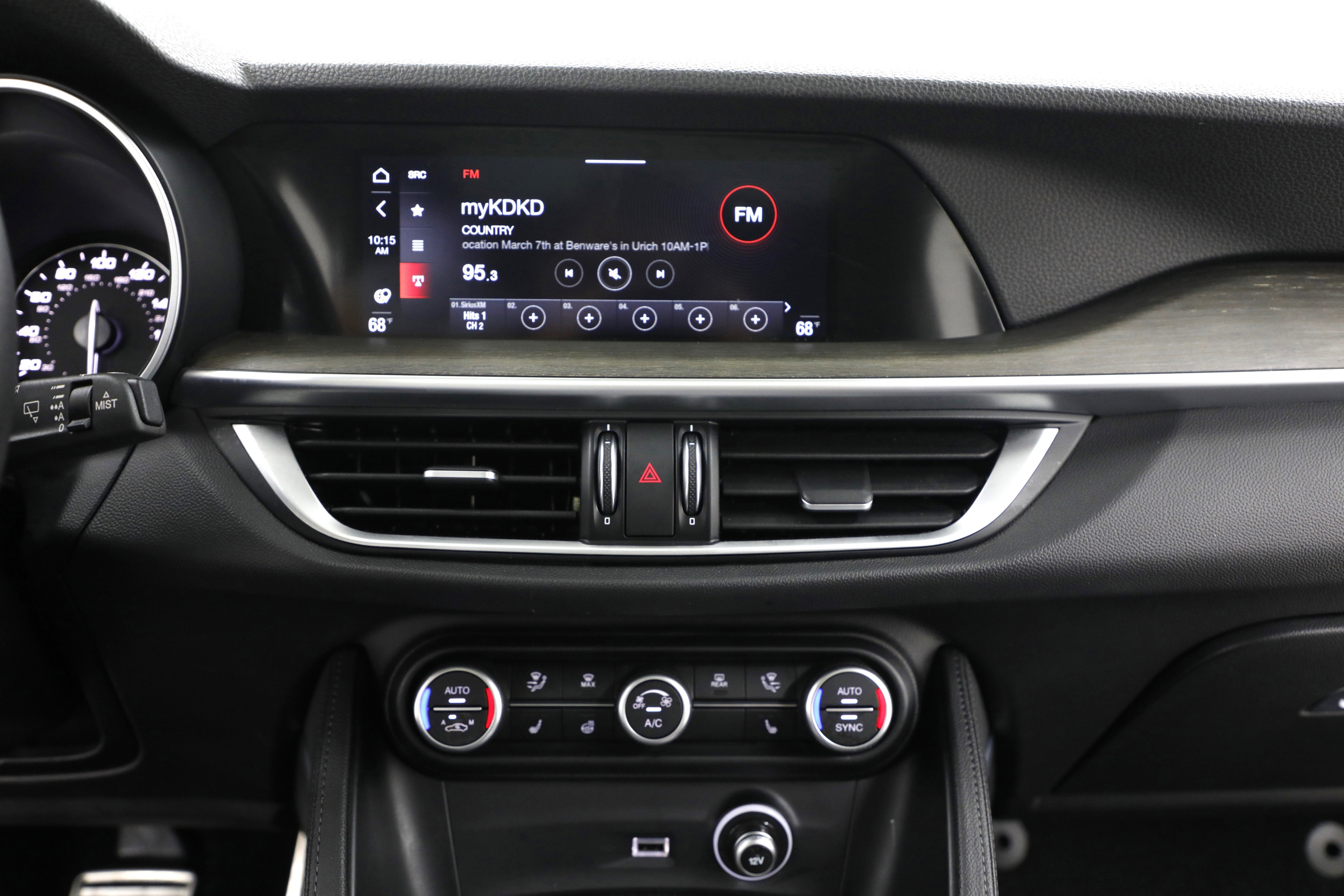 2022 Alfa Romeo Stelvio Ti