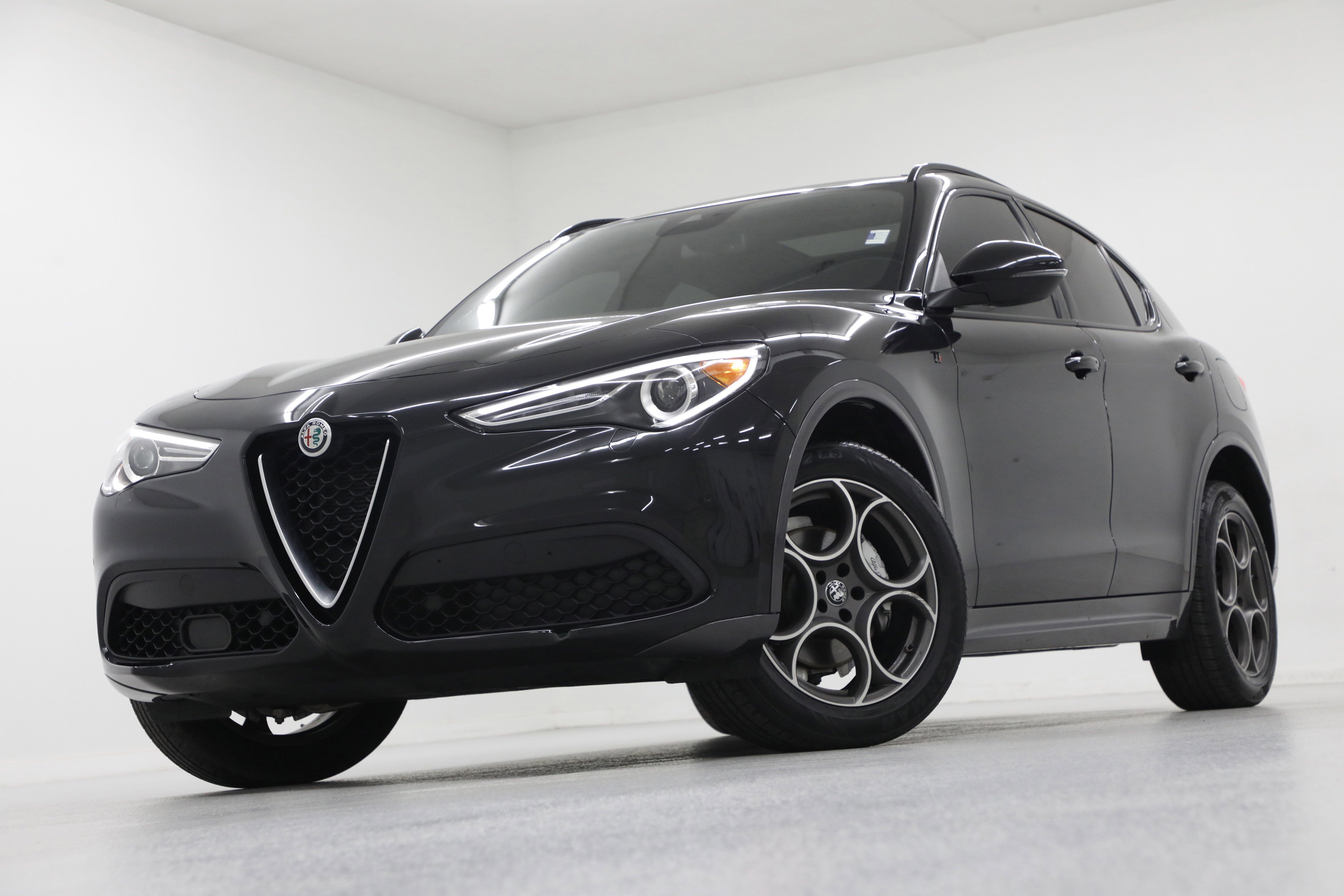 2022 Alfa Romeo Stelvio Ti