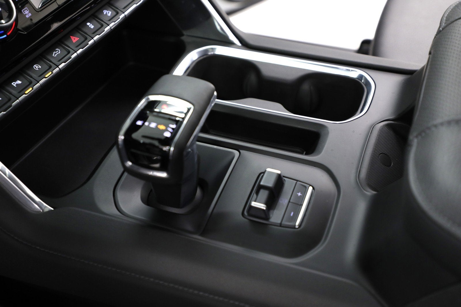 2023 GMC Sierra 1500 Crew Cab Denali 4WD 6.2L V8 Sunroof Head Up Heated Cooled Seats Bose Power Assist Steps Memory