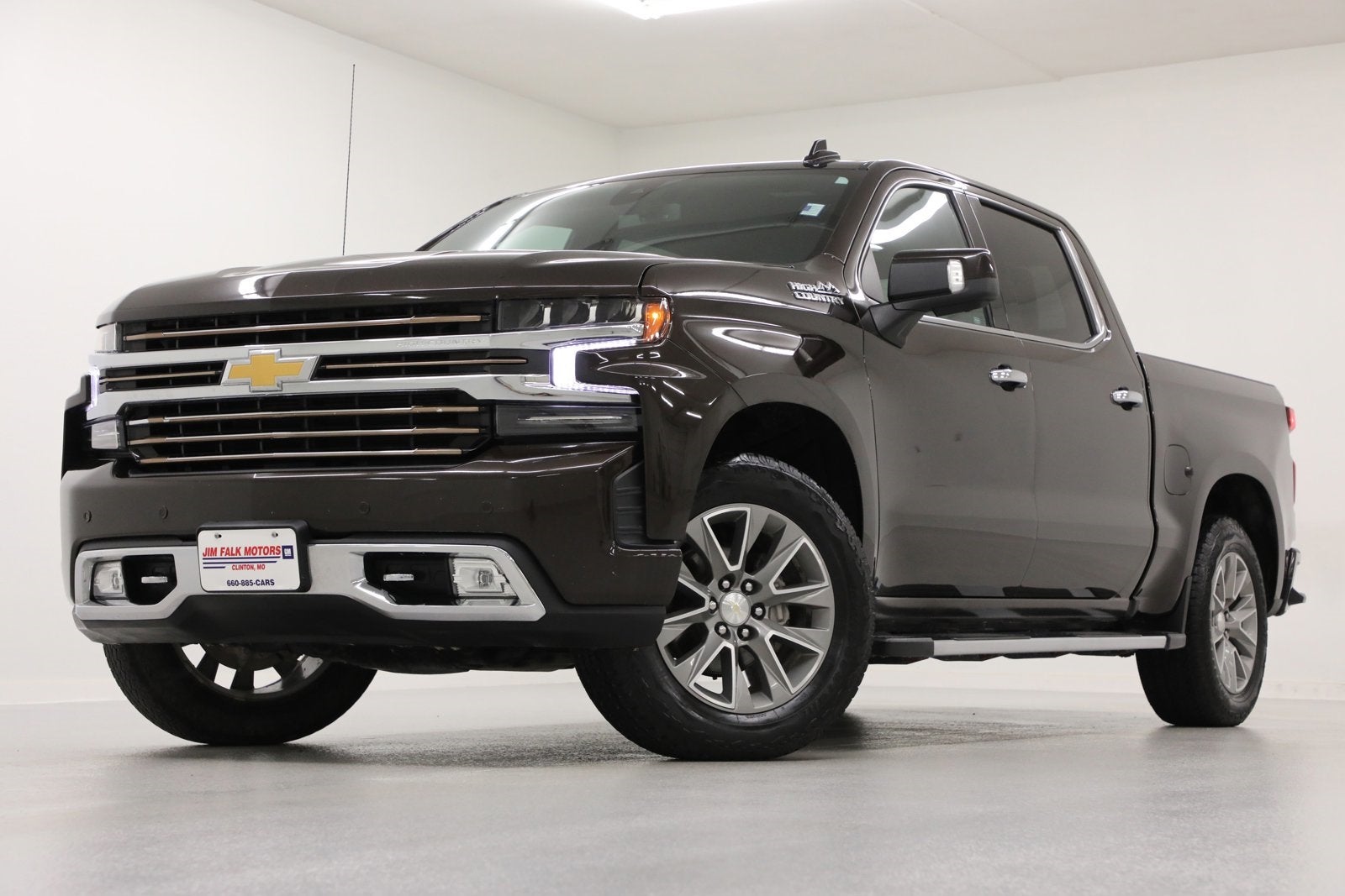 2019 Chevrolet Silverado 1500 Crew Cab High Country Z71 4WD 6.2L V8 Heated Cooled Black Leather Heated Rear Seats Power Tailgate