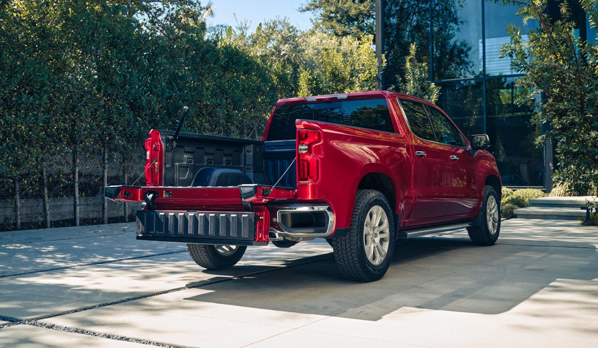 Jim Falk Motors in Clinton MO